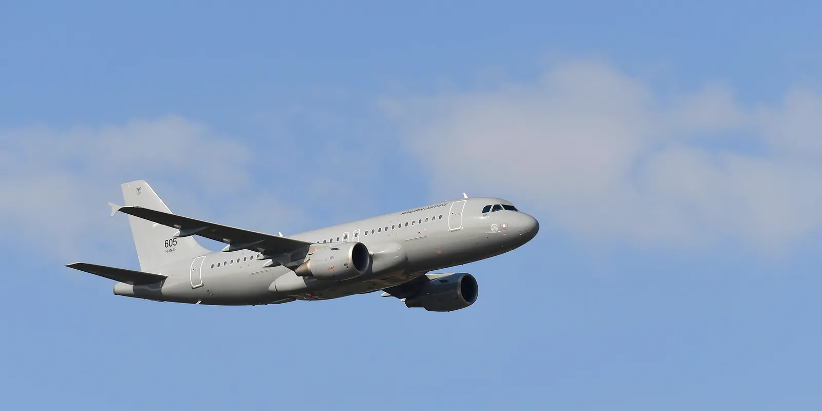 Elakadt egy Airbus A320 repülőgép az indítás közben