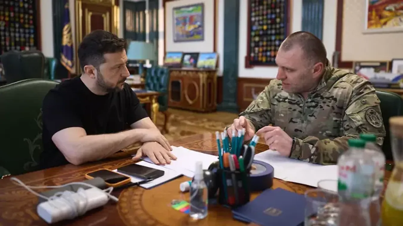 Miért váltotta le a titkosszolgálat főnökét Zelenszkij?