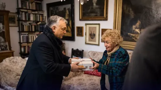 Orbán Viktor: Vészhelyzetben egyetlen gombnyomás is életet menthet!