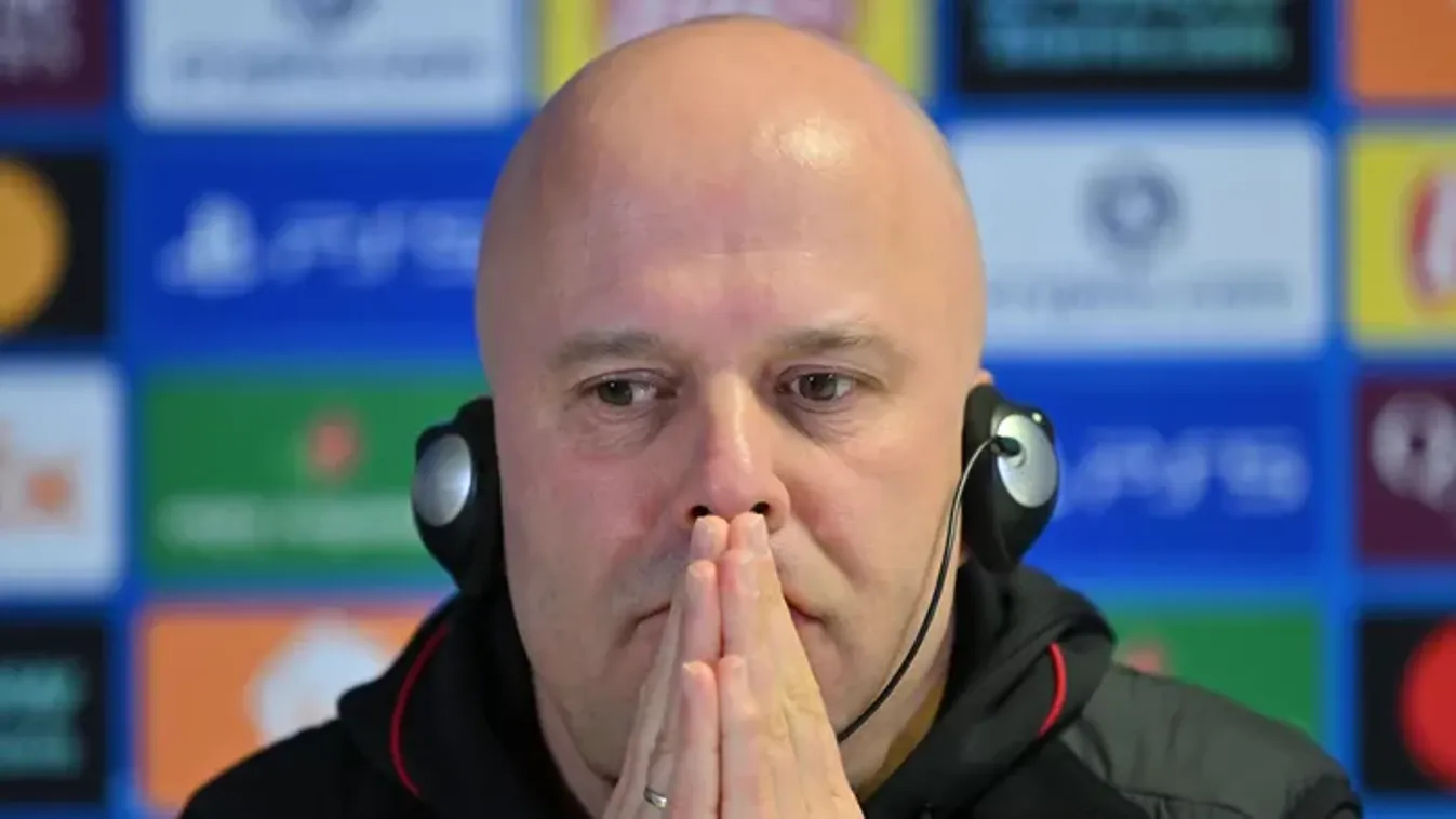 Arne Slotnak most lett elege