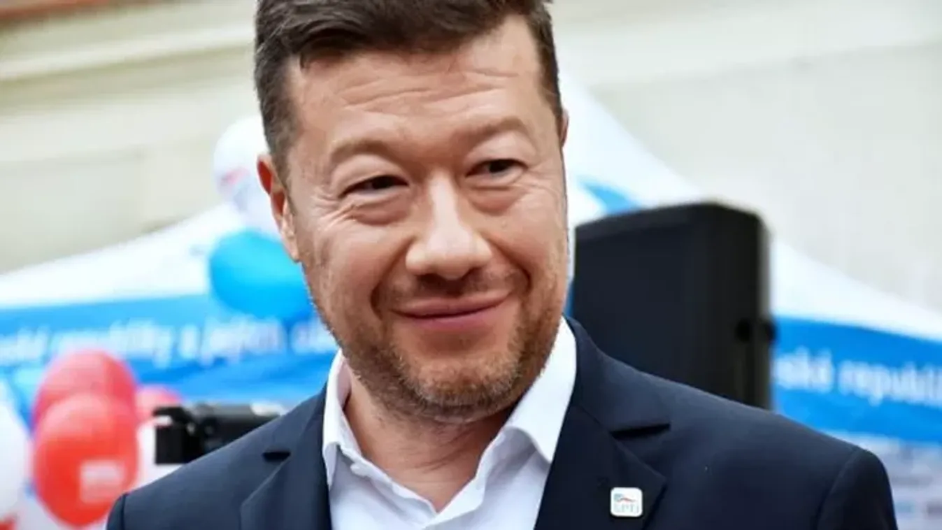 Cseh képviselőházi elnök: nem szabad támogatni Ukrajnát