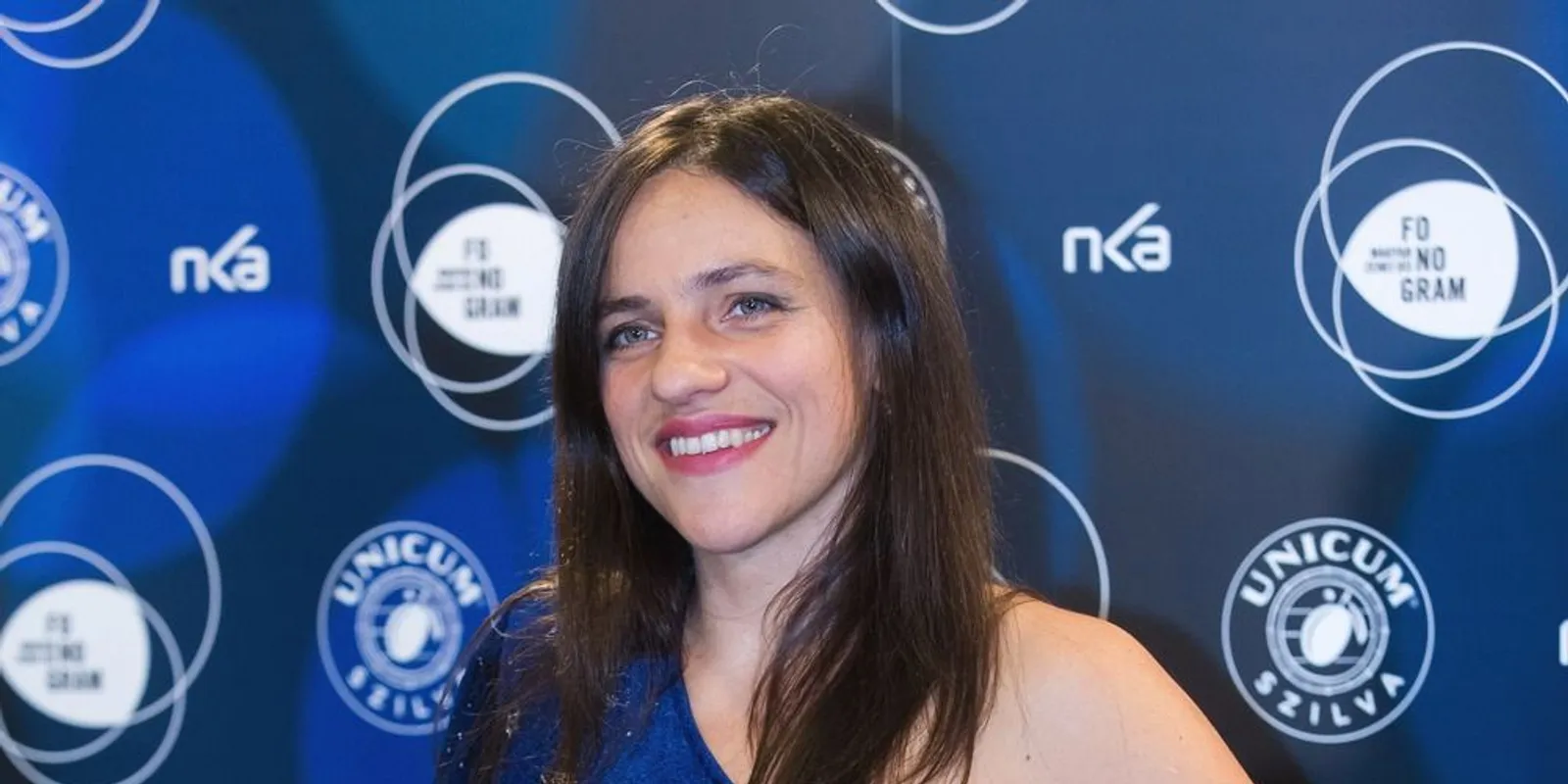 Meztelenül vetette magát a jeges vízbe Palya Bea