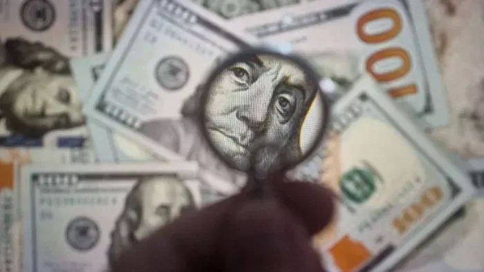 Ukrajna: Több tonna arany a vagyonkezelő egyik vezetőjénél