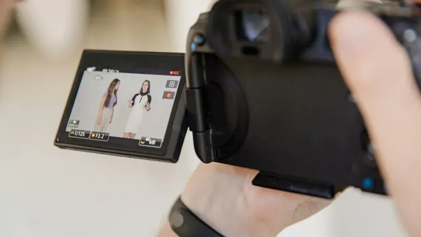 Élő adásban kapott idegösszeomlást a műsorvezető - Videó!