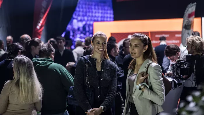 Elképesztő a hangulat a kaposvári Háborúellenes Gyűlésen