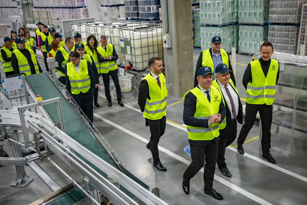 Európa egyik legmodernebb higiéniai papíripari központját bővíti a Vajda-Papír beruházás