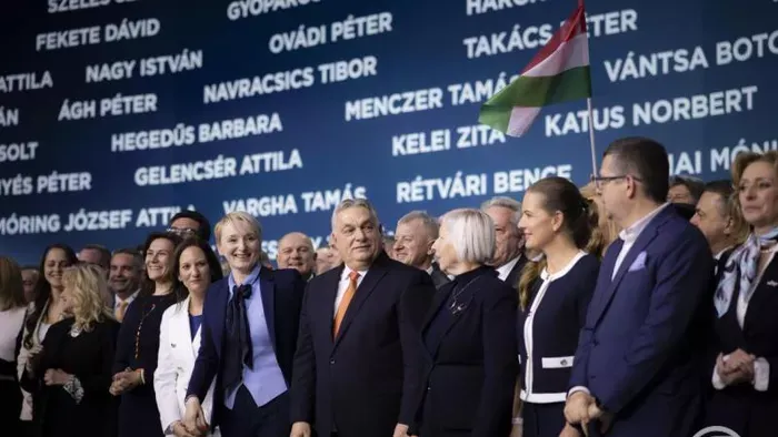 Orbán Viktor: 16 éve azt tesszük amit vállalunk