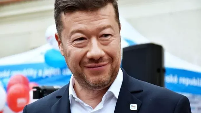 Cseh képviselőházi elnök: nem szabad támogatni Ukrajnát