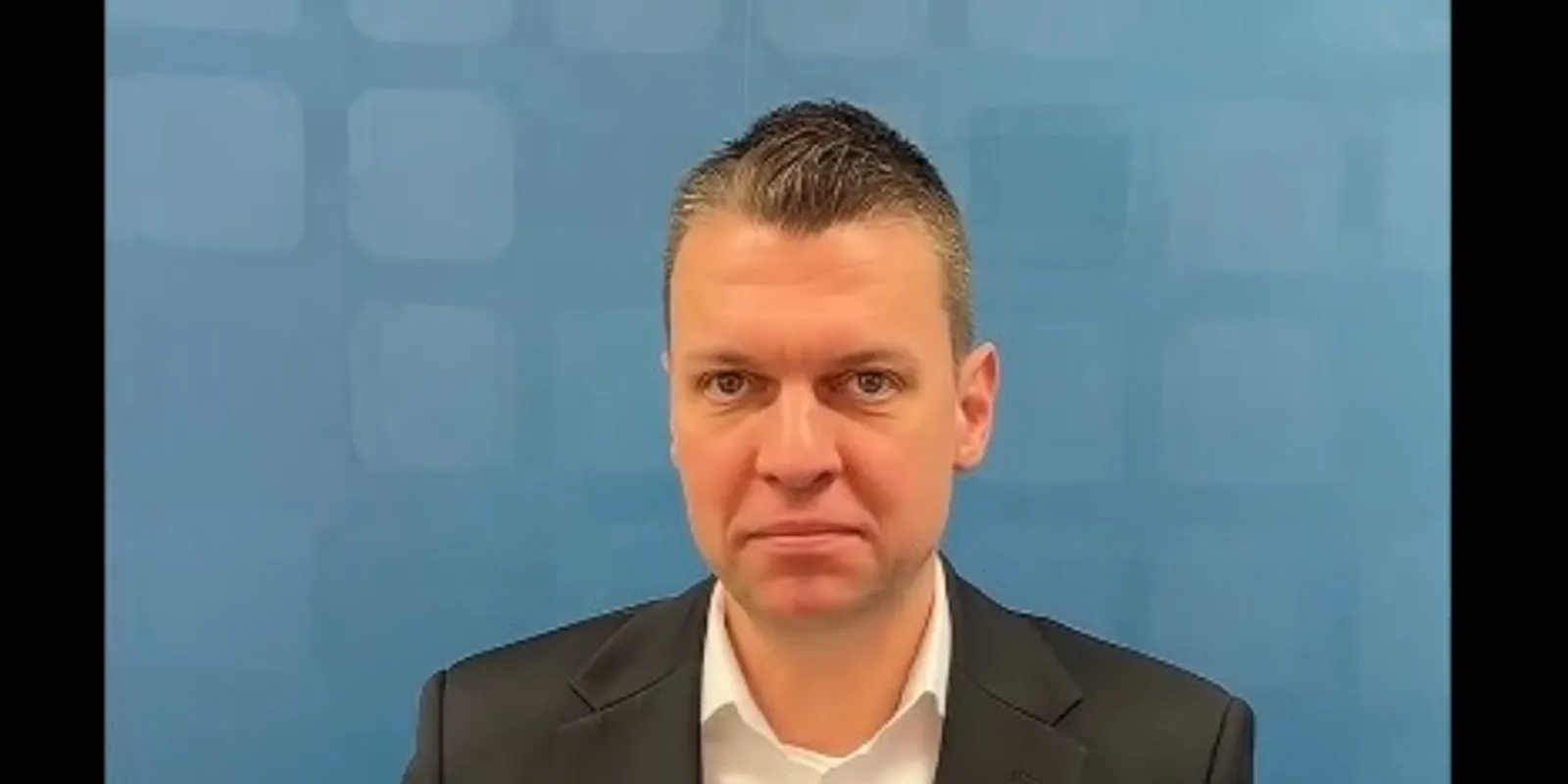 Menczer Tamás üzent Magyar Péternek