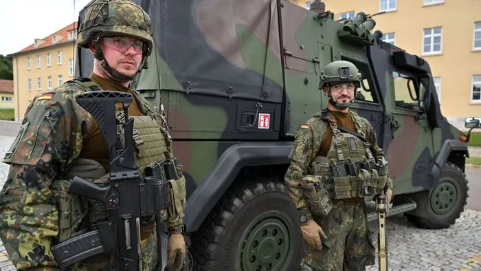 Berlin a hadsereg segítségét kérte a támadás után