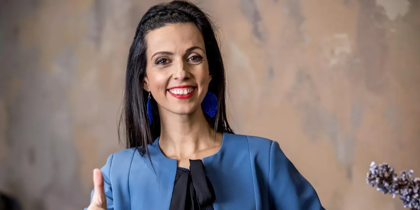 Még ma igényelhetik a közalkalmazottak hitelük elengedést