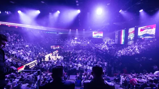 Hamarosan kezdődik a Háborúellenes Gyűlés, újabb teltház várható