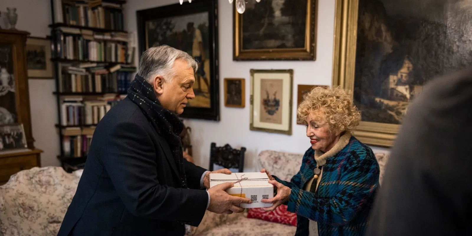 Vészhelyzetben egyetlen gombnyomás is életet menthet!