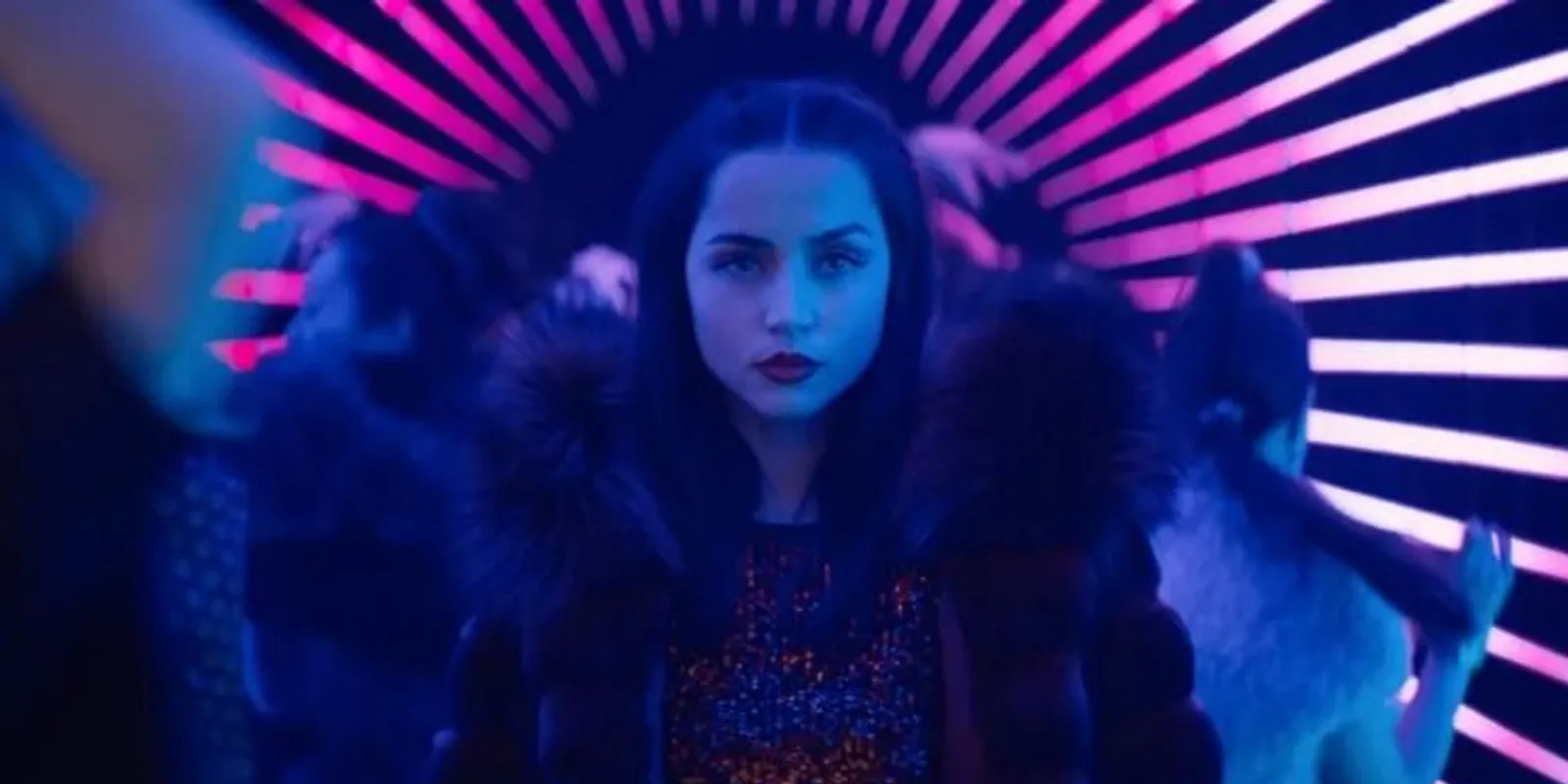 Ana de Armas szexi bosszúállóként tarol a CANAL+-on