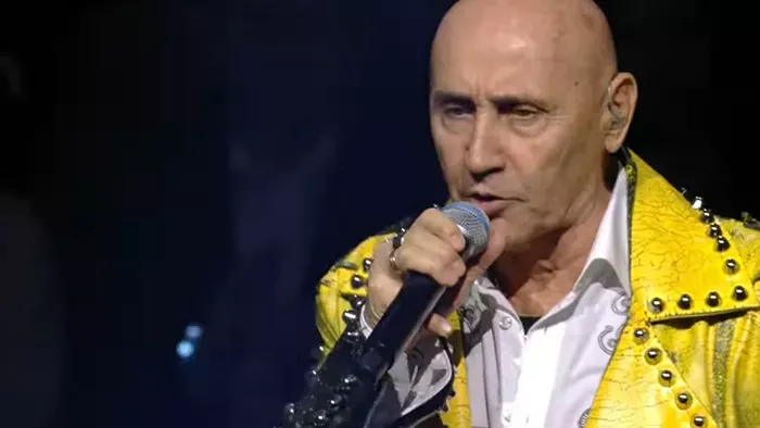 Pataky Attila nyitotta meg a miskolci Háborúellenes Gyűlést