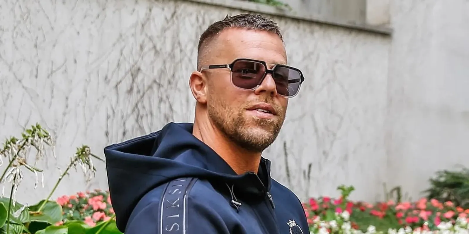 Elüldöztek az országból a fizetett baloldaliak Tiv Tivyt