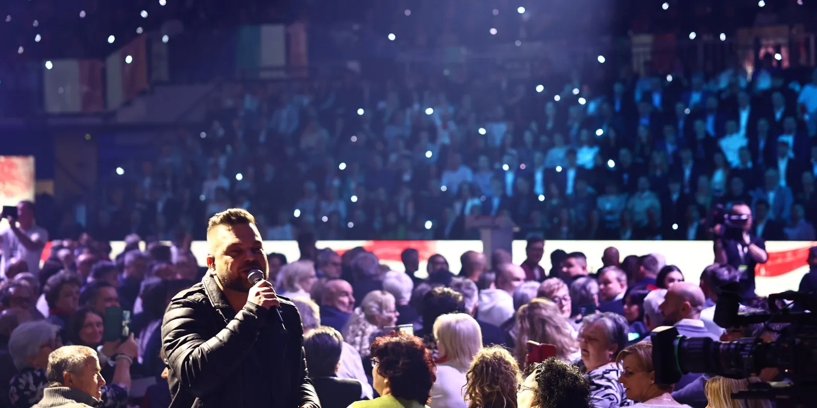 Látnod kell mekkorát énekelt Gudics Máté!