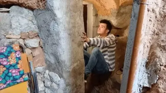 Összeveszett szüleivel a tinédzser, majd földalatti alagutat kezdett el ásni