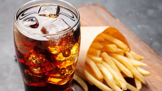 A tudósok megállapították, perceket veszíthetsz az életedből, ha egészségtelenül étkezel