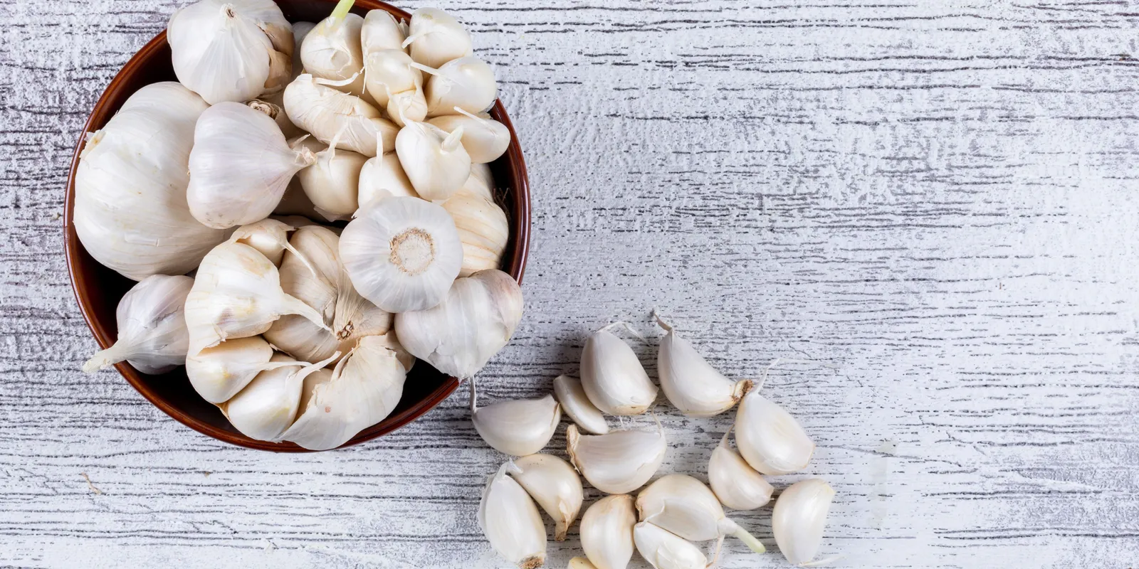 Fokhagymahéj: most gyűjtsd, később aranyat ér