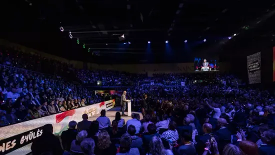 "Sokan vagyunk, erősek vagyunk, győzni fogunk!": Ilyen volt a kaposvári Háborúellenes Gyűlés - galéria