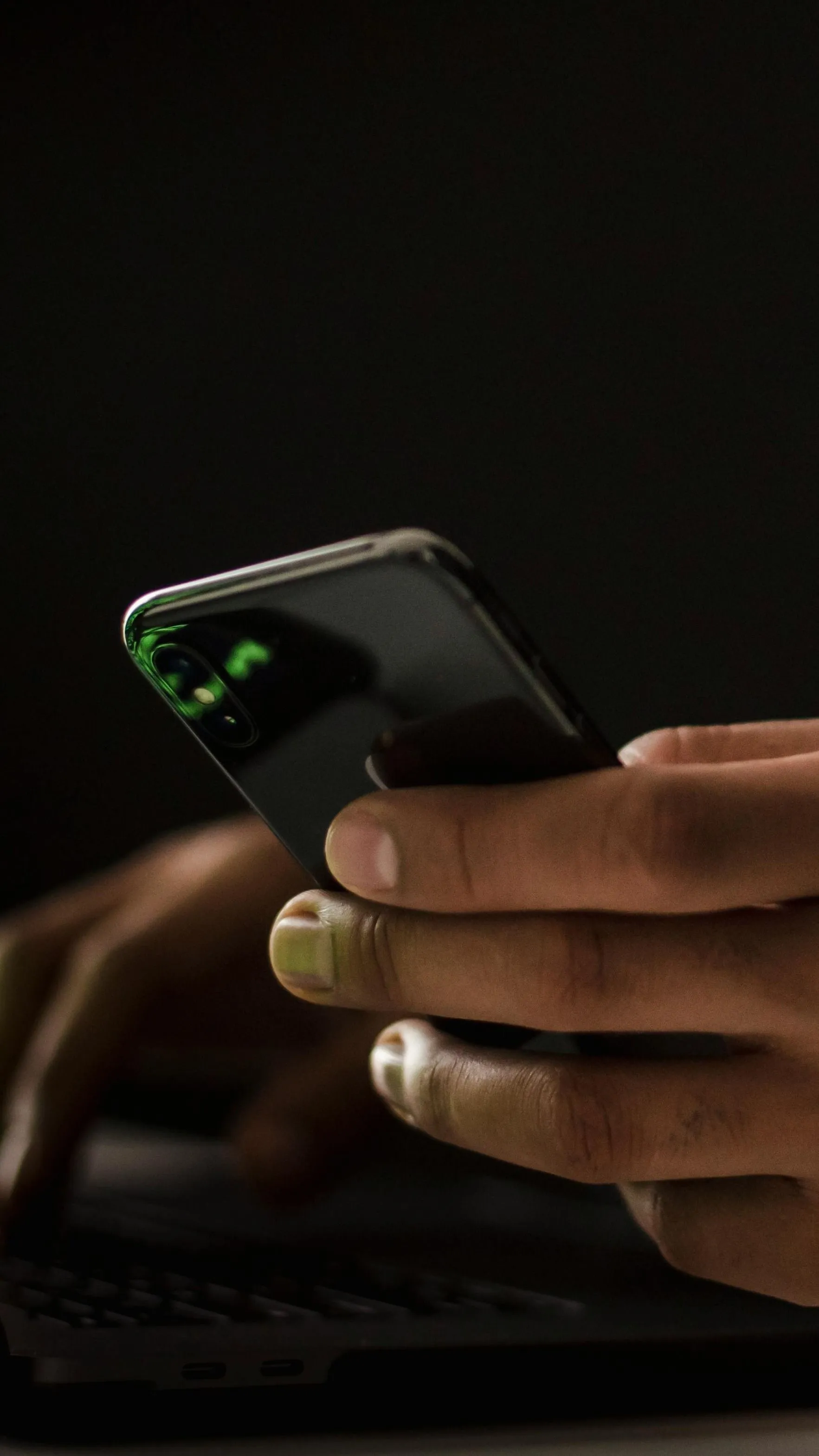 Egy török nő azért akart válni, mert férje más nők képeit lájkolta