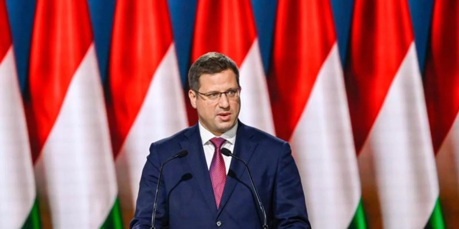 Gulyás Gergely: szánalmas bohóckodás a Tisza Pártban