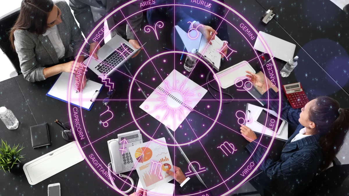  4 csillagjegy számár a karrier a legfontosabb People,During,Meeting,In,Conference,Hall,,Top,View.,Business,Horoscope