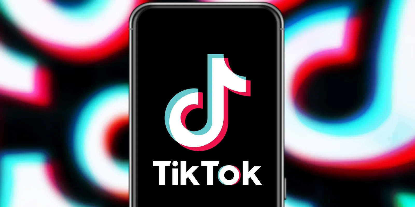 Összetört az édesanya, TikTok kihívás miatt vesztette el a fiát