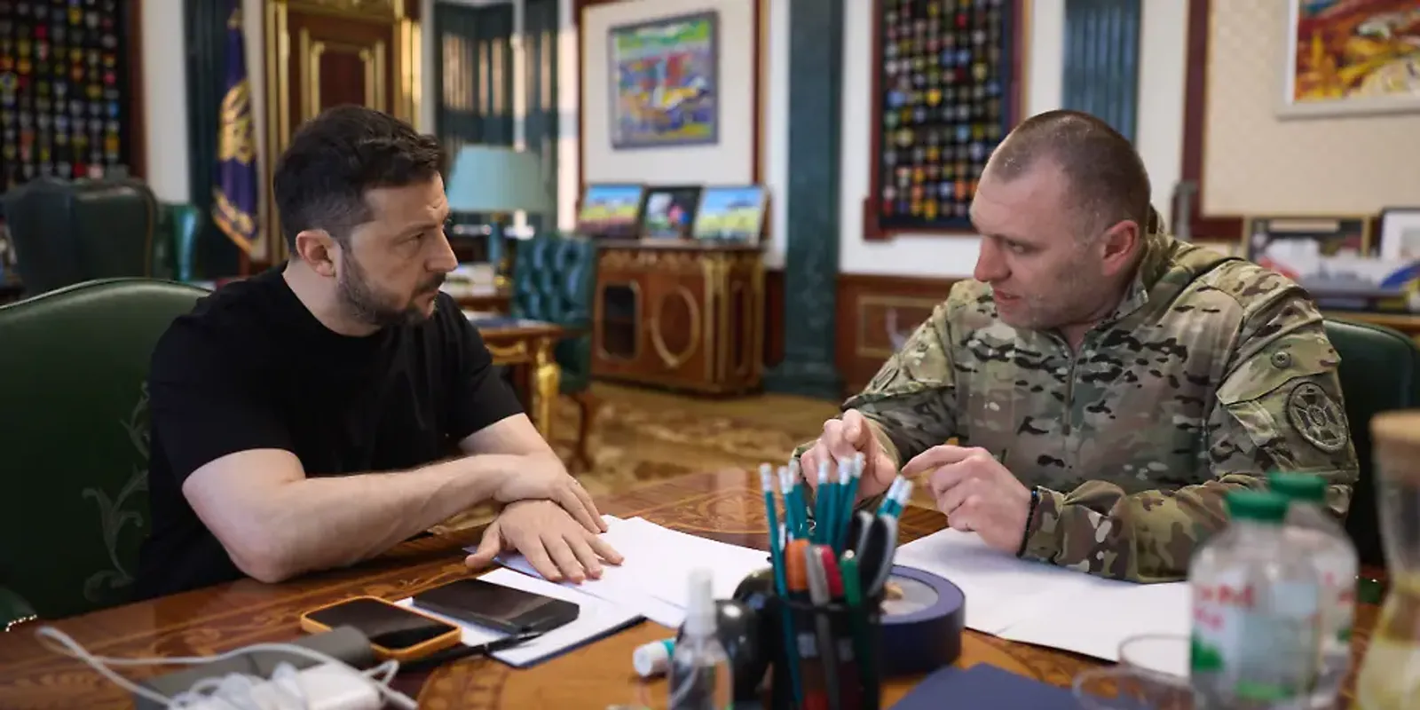 Miért váltotta le a titkosszolgálat főnökét Zelenszkij?