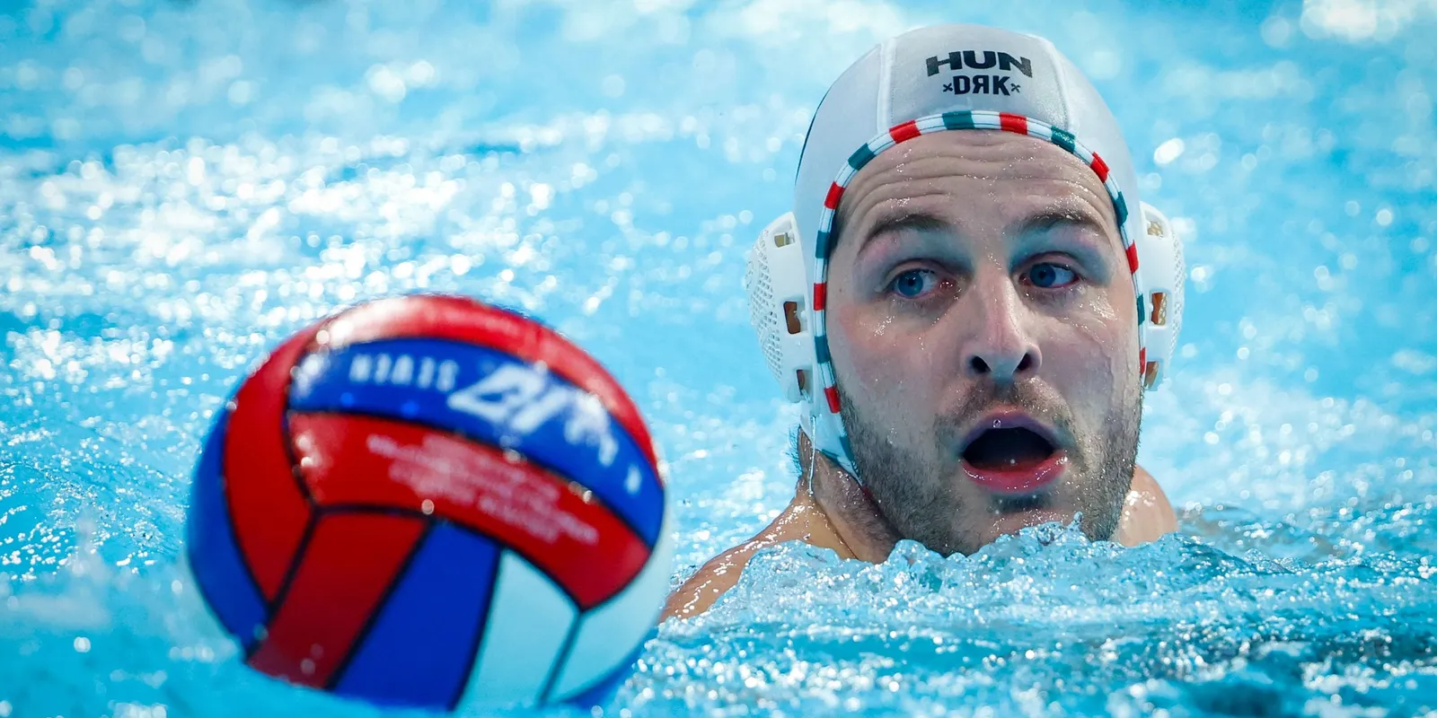 Tettlegességig fajult a meccs, megütötték a magyar sztárt