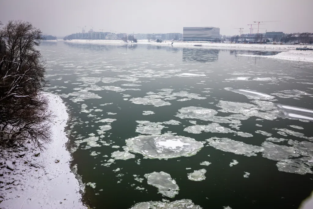 2026.01.13.Jeges Duna galéria