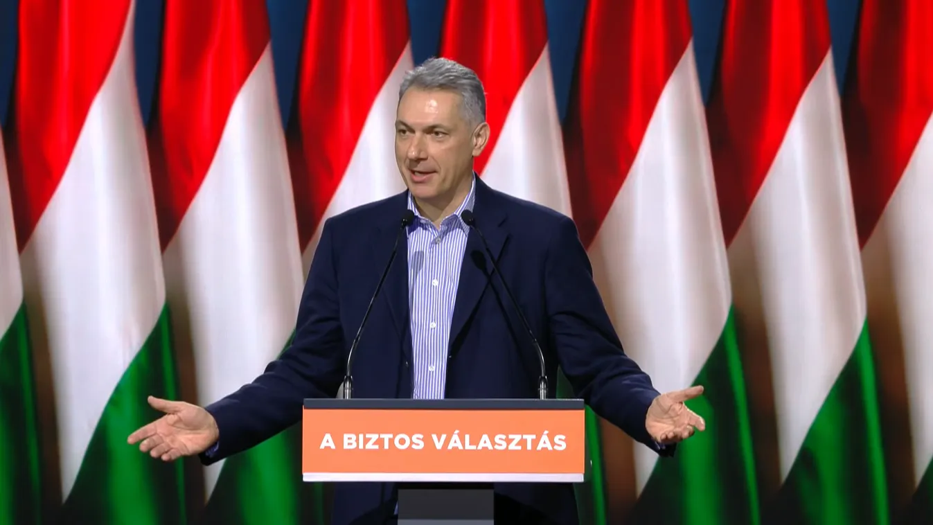 A politikai elit Orbán Viktor skalpját akarja