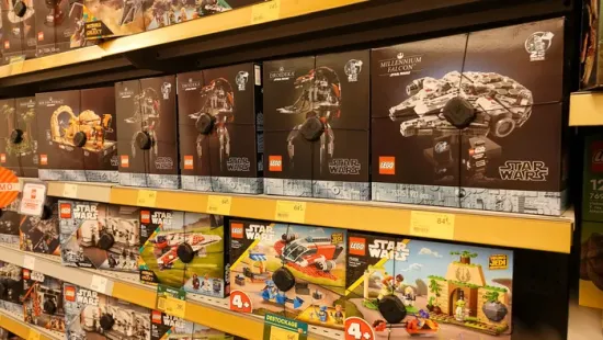 Hihetetlen, mit örököltek apjuktól a testvérek: 55 millió forintért kelt el a LEGO örökség