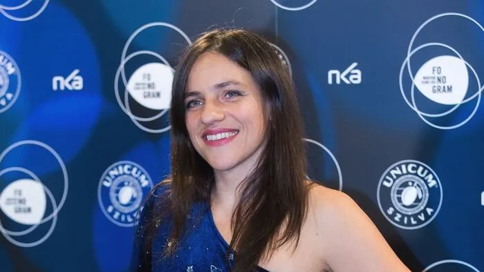 Meztelenül vetette magát a jeges vízbe Palya Bea