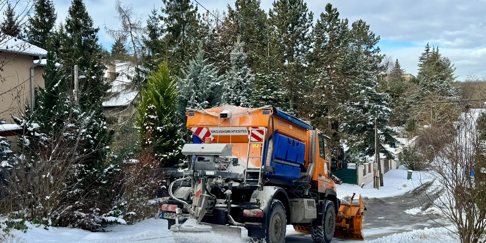 Kegyetlen téli idő vár ránk, kiadta a figyelmeztetést a katasztrófavédelem