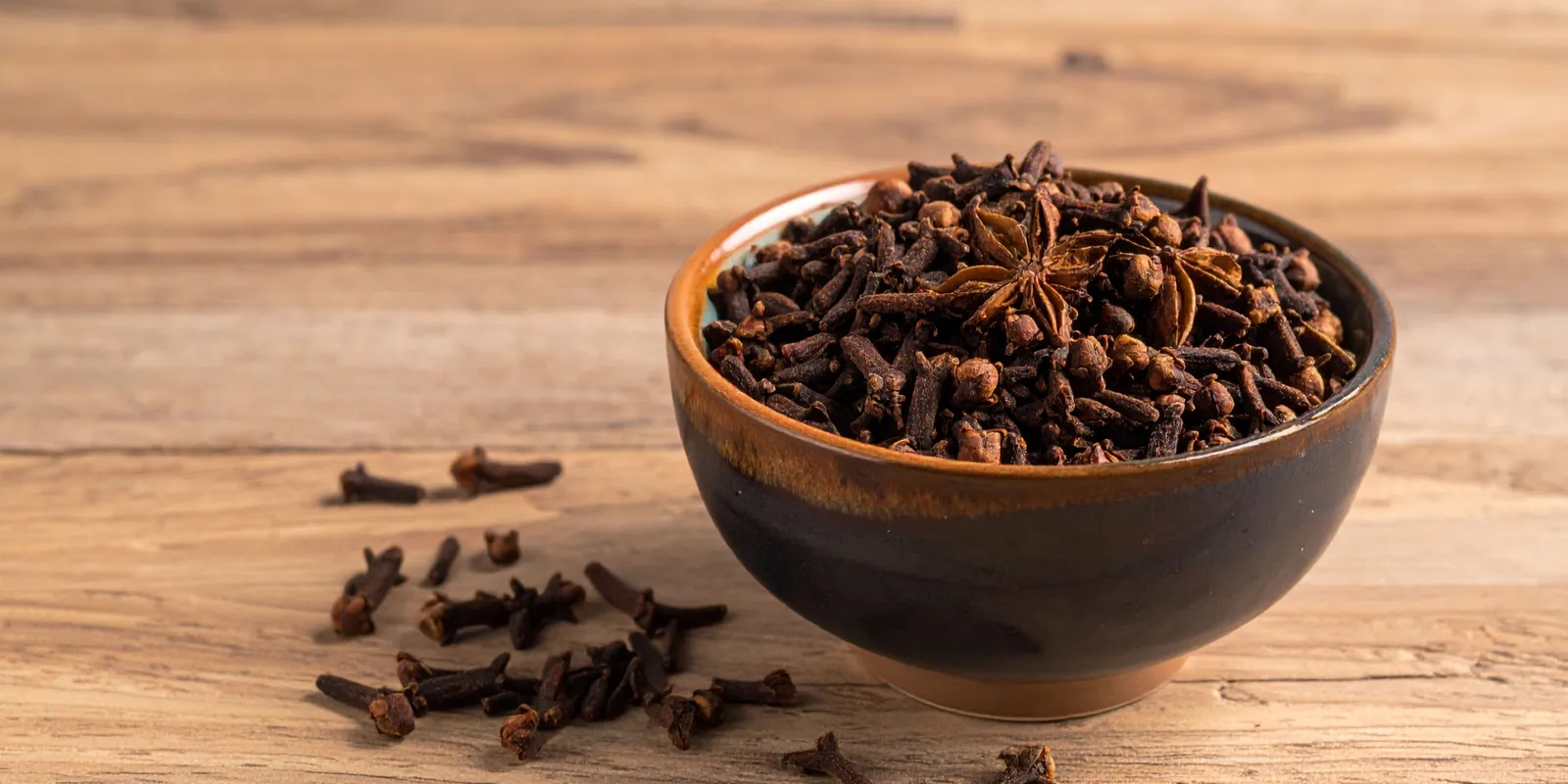 Csodálatos szegfűszeg: Ezt teszi a testeddel