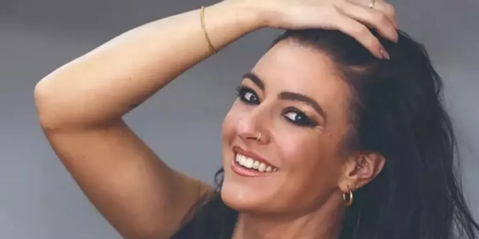 Fekete-fehér fotót posztolt Stana Alexandra