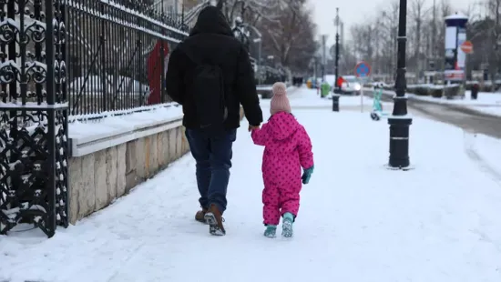 Országos riasztást adtak ki: térdig érő hó is eshet