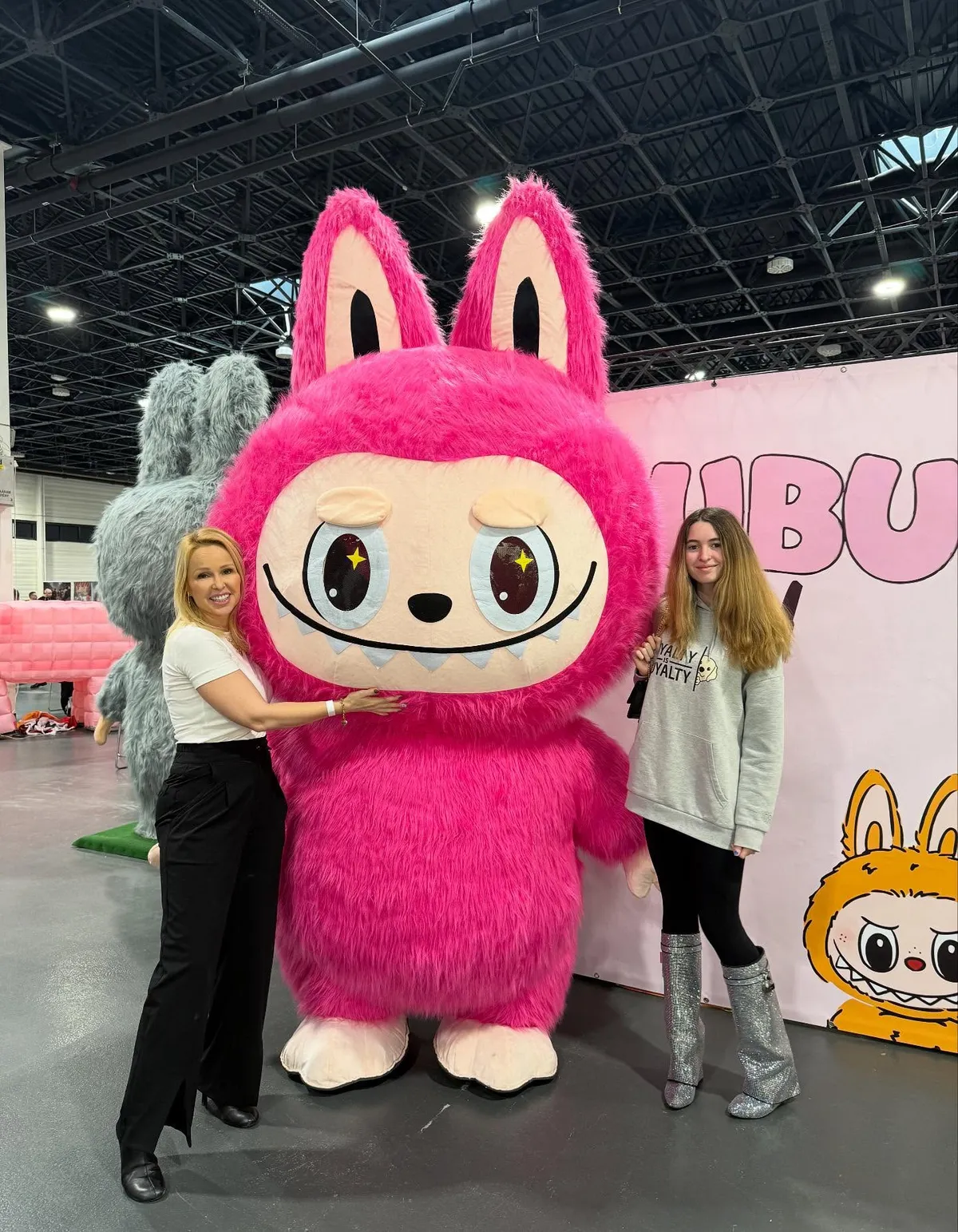 Köllő Babett lányával