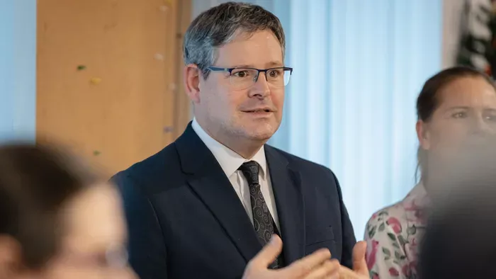 Kósa Ádám: „Ez nem szociálpolitika, hanem esélyteremtés.”