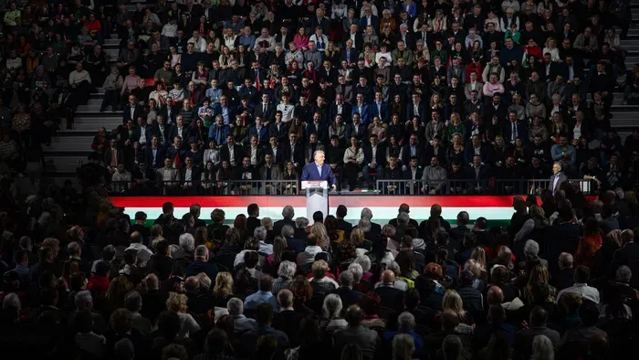 Orbán Viktor: Ilyen, amikor mi, békepártiak összejövünk