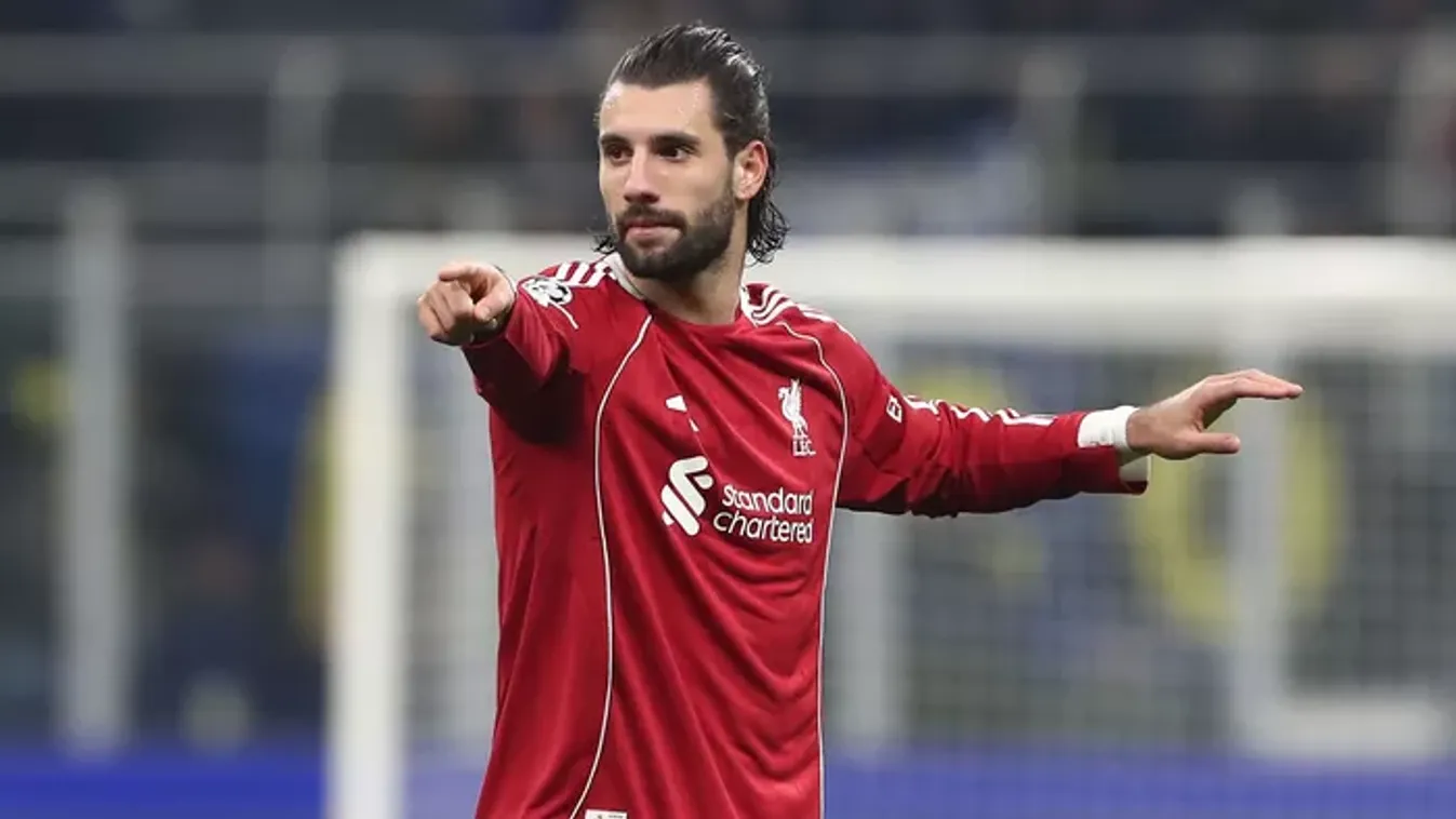 Szoboszlai miatt kitettek egy játékost a Liverpoolból