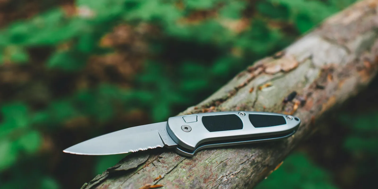 Tizennyolcszor szúrt az elmebeteg férfi