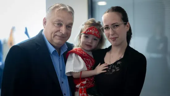 Megható pillanatok a kamerák előtt! Társra lelt a több évtizede kapott nyuszis ajándék