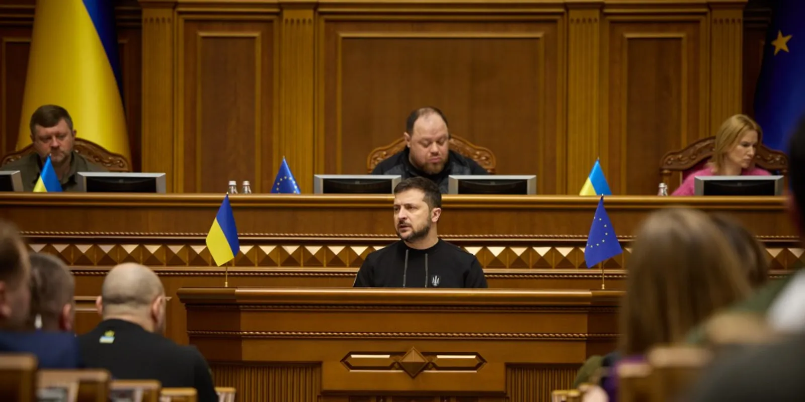 Nem tudott új védelmi minisztert választani az ukrán parlament