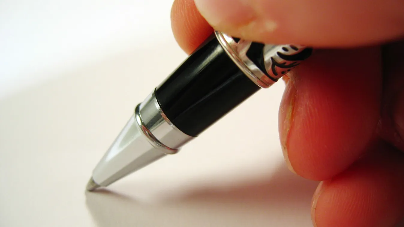 Márkanevek helyesírása: lássuk, mennyire ismered a szabályokat! Kvíz