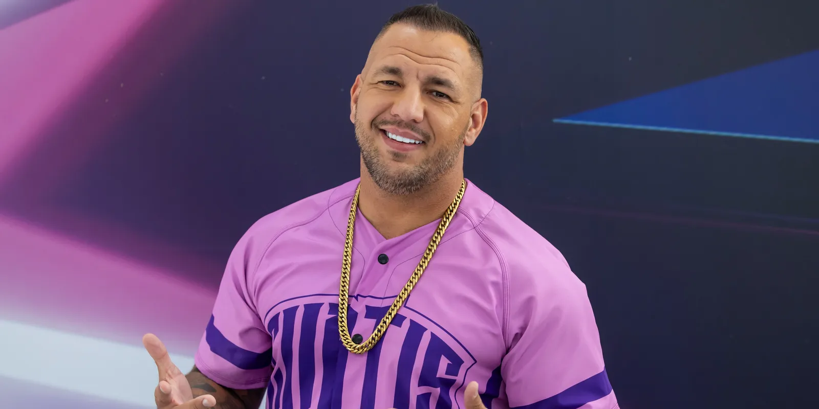 Curtis hazatért az álomnyaralásról