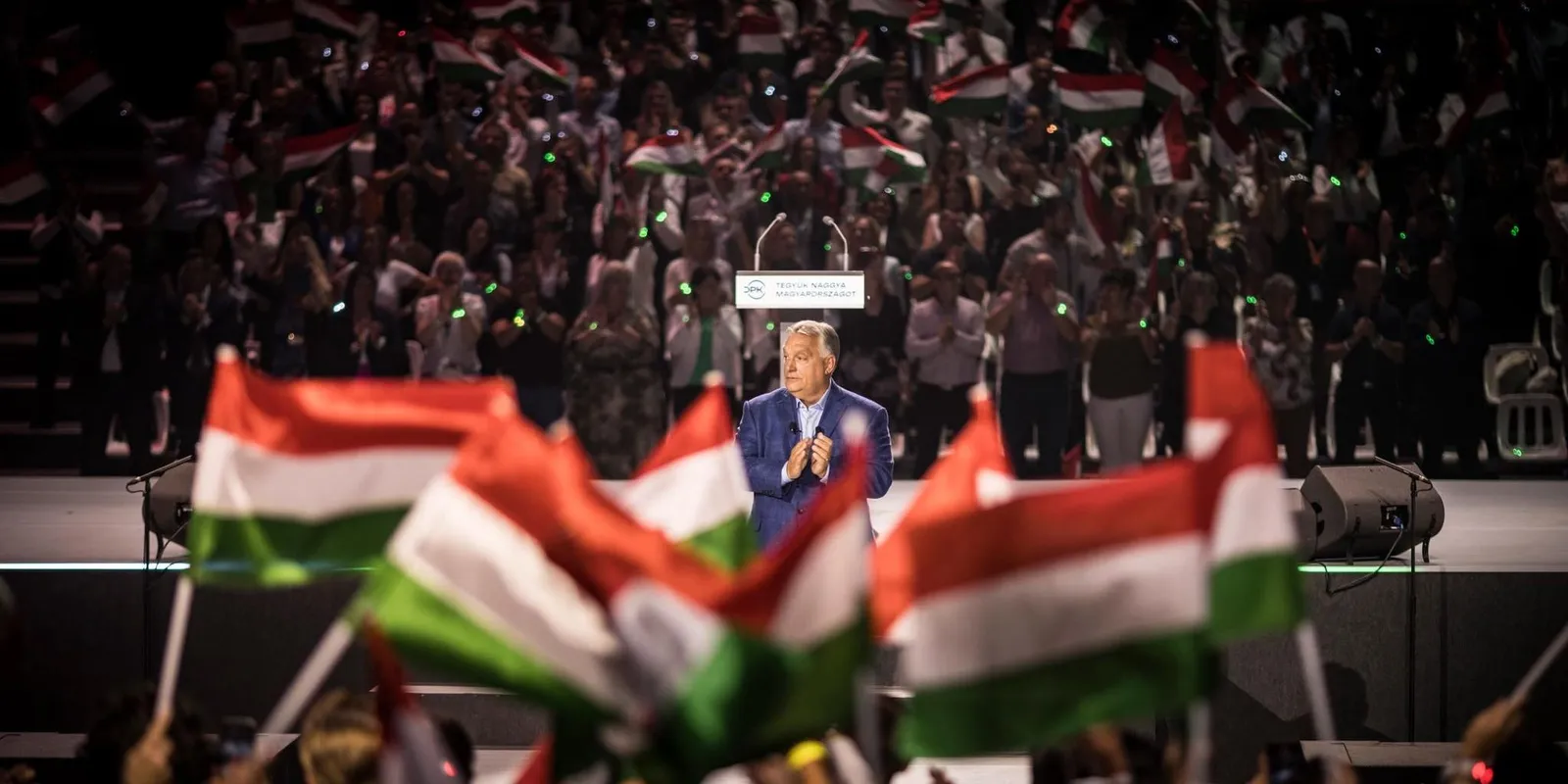 Orbán Viktor:  Nem ám a mi hazánkat!