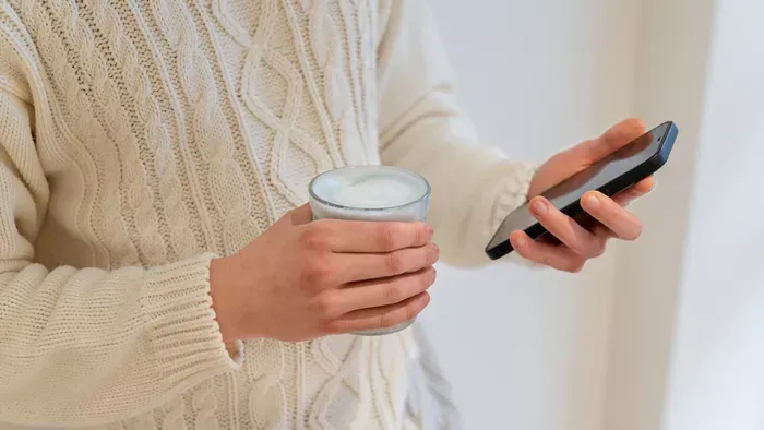 A volt ügynök elárulta, így hallgatnak le minket